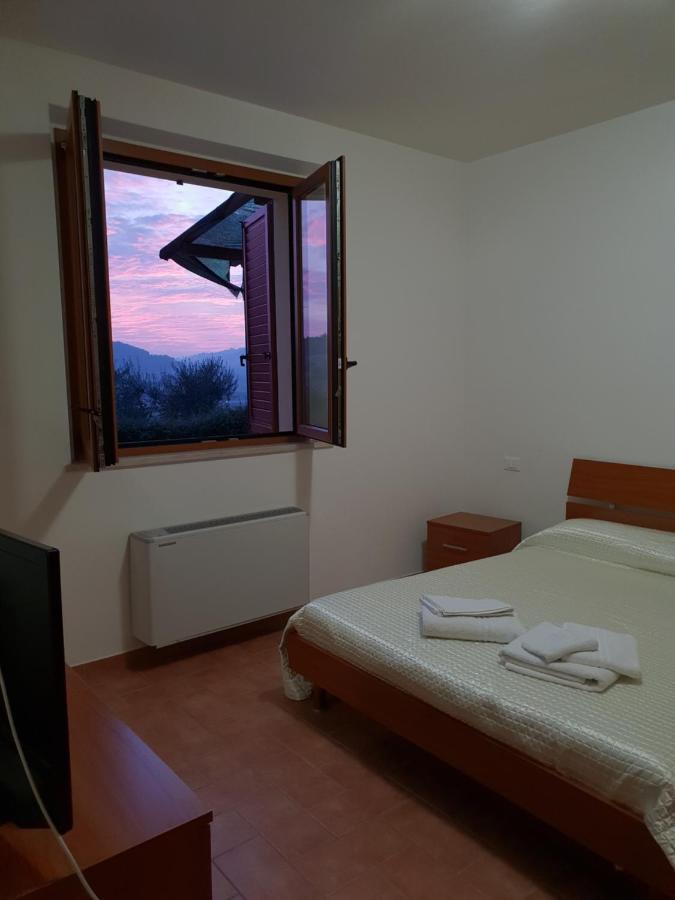Agriturismo Vallelunga Ancona Kültér fotó